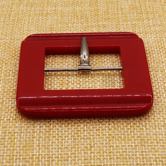 1950s Vintage Red Bakelite Square Belt Buckle Cherry Candy Apple Red - Picture 10 of 12